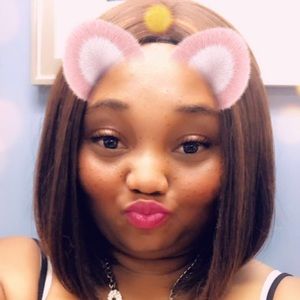 Meet your Posher, April